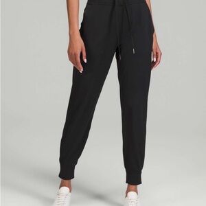 Lululemon Ready to Rulu Jogger